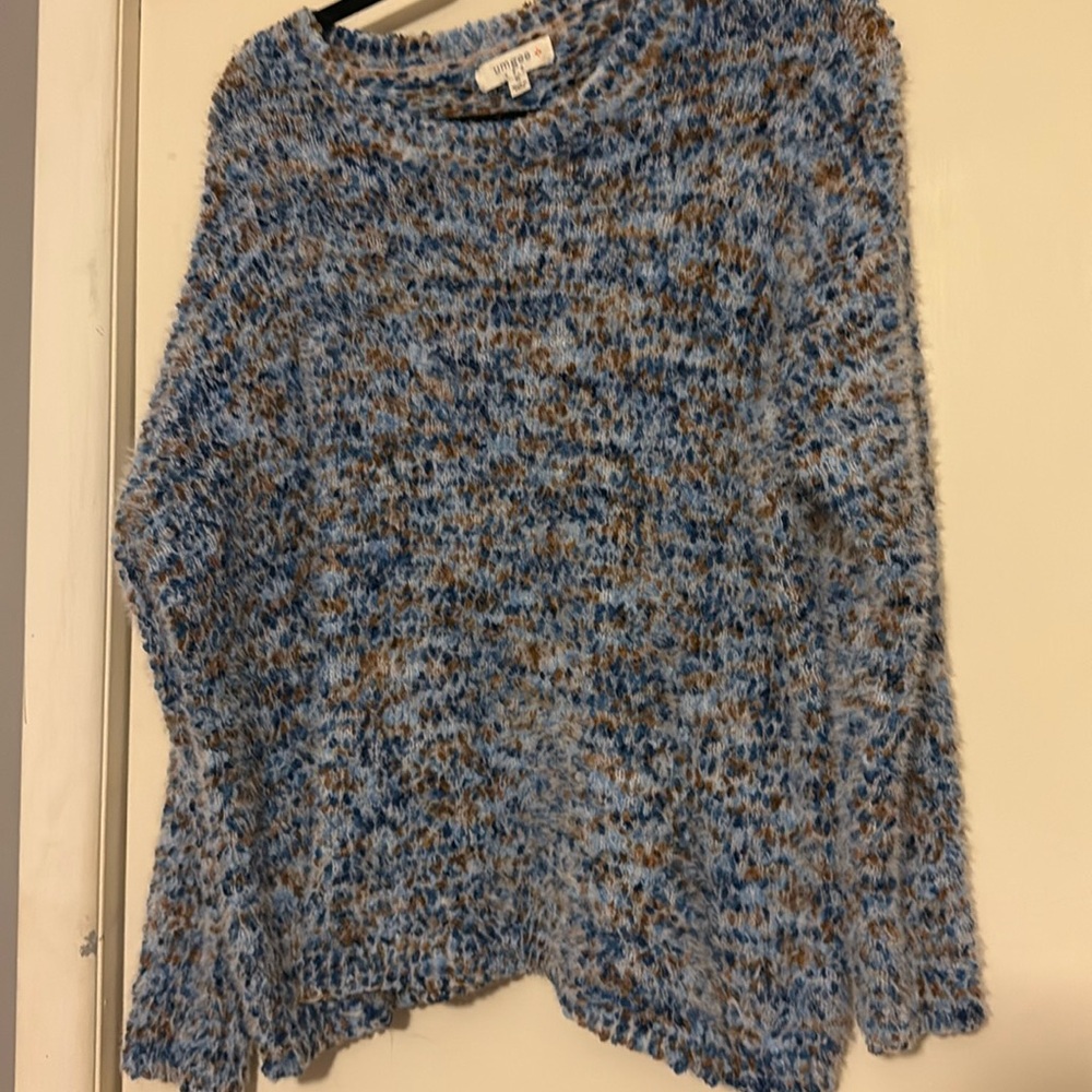 COPY - Blue Umgee sweater